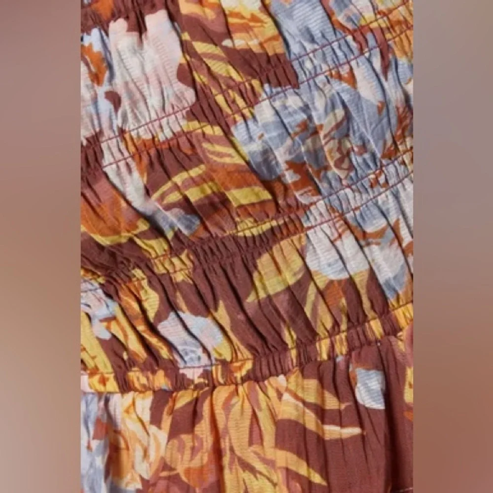 MINKPINK Serena Shirred Blouse - Picture 4 of 7